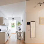 Pennylane Apartment *