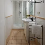 Pennylane Apartment *